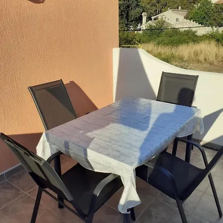 Apartman Apartament *